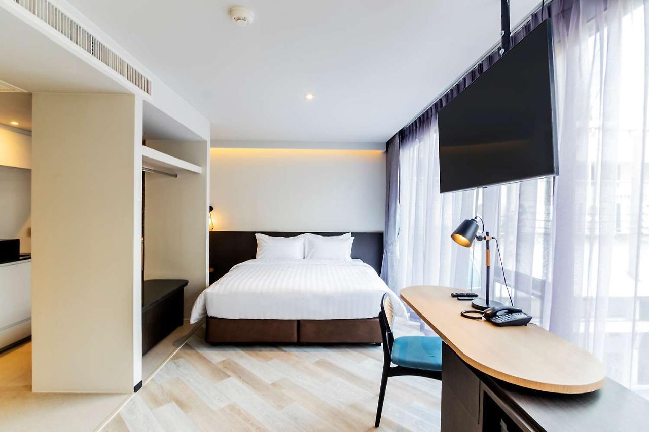 Seekers Finders Rama IV Hotel Surestay Collection By BW Bangkok Exterior photo