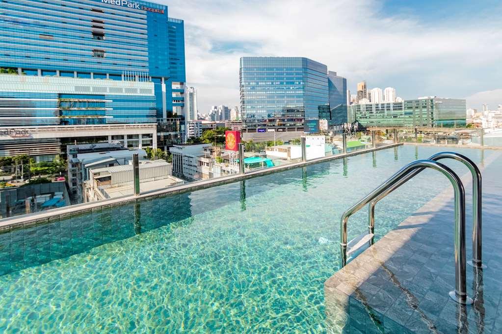 Seekers Finders Rama IV Hotel Surestay Collection By BW Bangkok Facilities photo